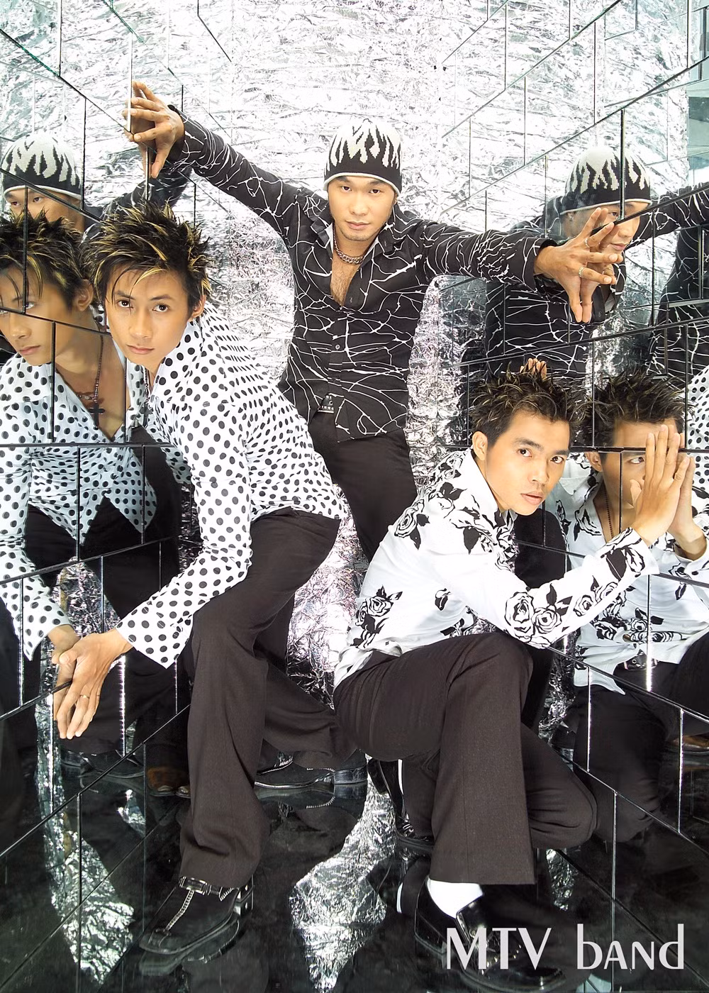 Một trong những chất rất riêng của MTV chính là thể hiện những bản Acapella ngẫu hứng với những ca khúc do chính trưởng nhóm Lê Minh sáng tác.