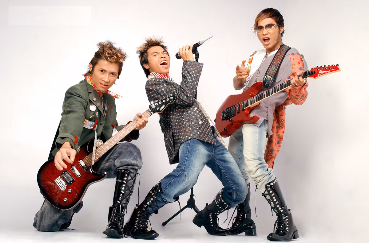 Ra đời từ năm 2000 với 4 thành viên ban đầu: Lê Minh - Anh Tuấn - Phan Đinh Tùng và Hùng Vũ và sau 15 năm với nhiều thăng trầm, MTV đã có những thành công với ba gương mặt: Lê Minh - Anh Tuấn và Thiên Vương.