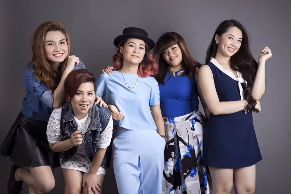 Bich Ngoc gay bao Vietnam Idol 2015 voi giong hat khung