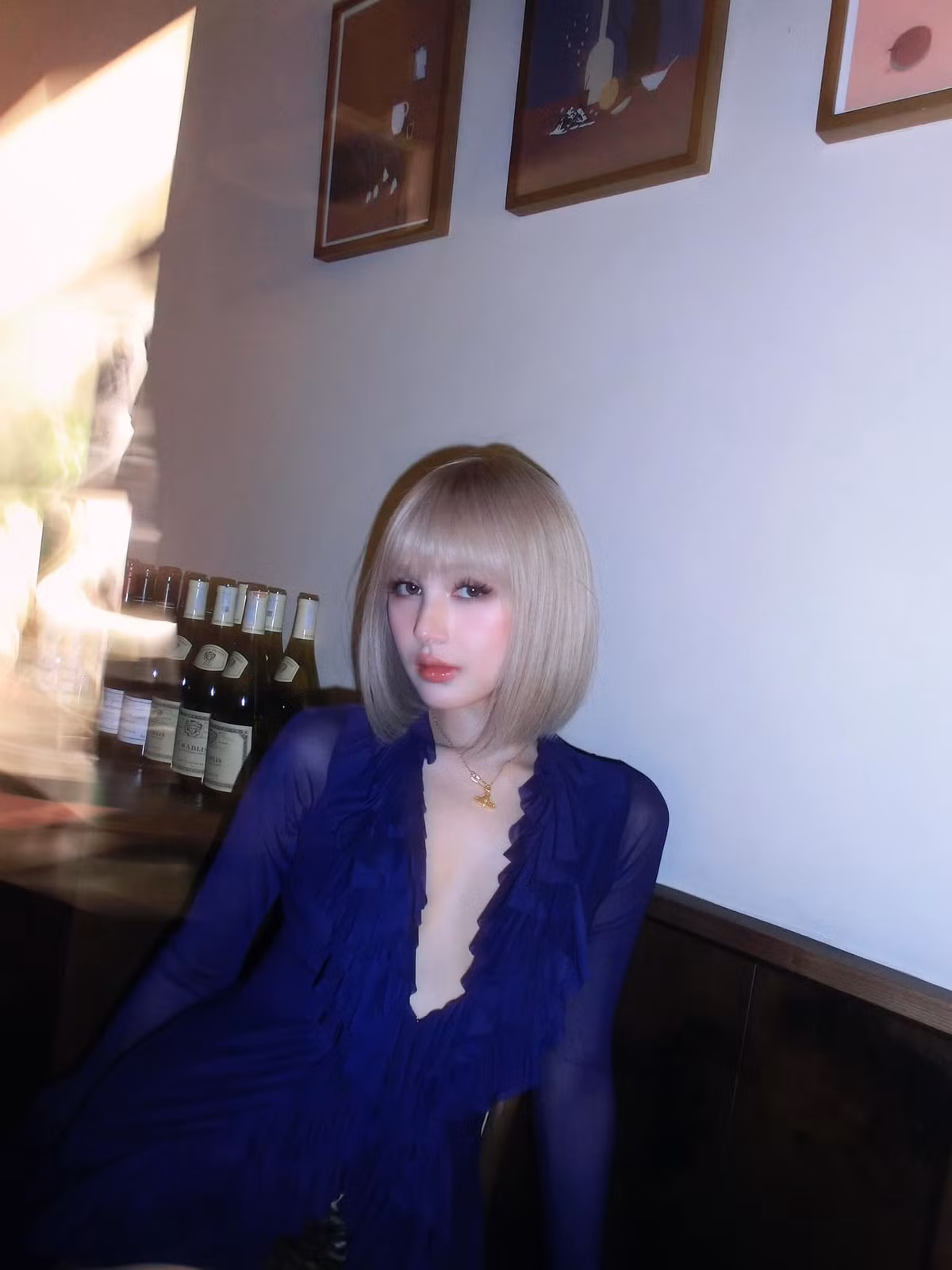 Cô được nhận xét ngày càng thăng hạng về nhan sắc.