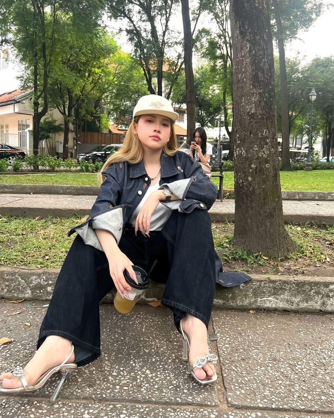 Được biết nữ khán giả này đã hâm mộ Sơn Tùng M-TP đến nay là 11 năm.