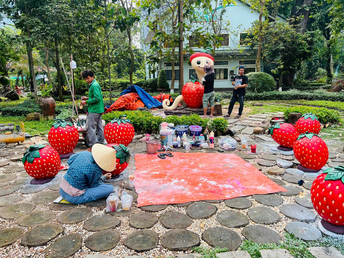Mô hình khi hoàn thiện dự đoán sẽ là địa chỉ nhiều du khách đến check-in, rất nhiều người đã bày tỏ sự thích thú: "Ui bé rắn dâu này cưng quá đi", "mốt xong phải đưa lũ trẻ con nhà mình đến check-in mới được", "thế này thì ai bảo rắn đáng sợ ở đâu".