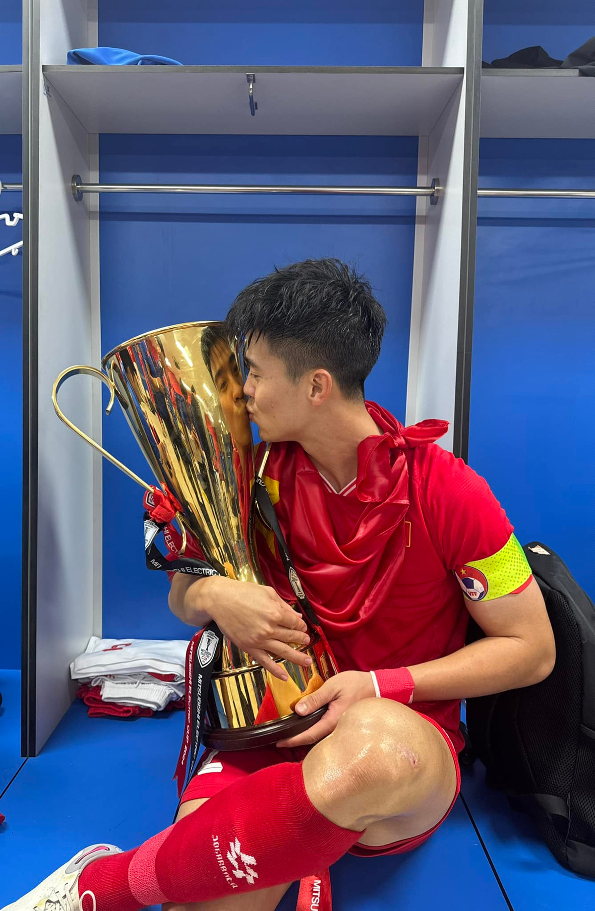 Duy Mạnh cũng đóng góp rất nhiều cho chiến thắng của Việt Nam trước tuyển Singapore trong trận bán kết. Dưới sự chỉ huy của Duy Mạnh, hàng thủ Việt Nam kiên cường trụ vững suốt 90 phút trước sức ép không ngừng nghỉ. Điều này tạo tiền đề để hàng công bùng nổ với 2 bàn thắng trong thời gian bù giờ, mang về chiến thắng 2-0 đầy cảm xúc.