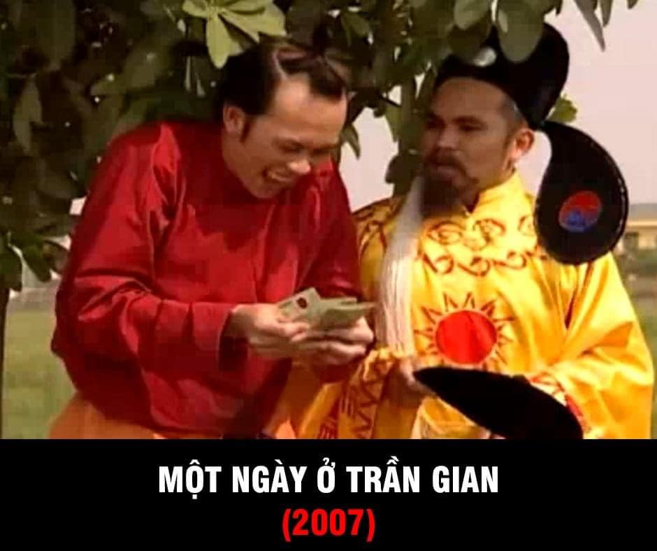 Một ngày ở trần gian (2007) nói về chuyến đi thị sát của Thiên sứ (Xuân Hinh) phụng mệnh Ngọc Hoàng hạ phàm vào ngày tết để tìm hiểu cuộc sống ở trần gian diễn ra như thế nào. Đồng hành cùng Thiên sứ là chú Cuội (Hoài Linh). Những sự cố hài hước cũng như “lật tẩy” về thói hư tật xấu của người trần gian qua cách diễn “tung hứng” của hai diễn viên hài Nam-Bắc đã tạo nên tiếng cười đầy vui vẻ, sảng khoái cho khán giả.