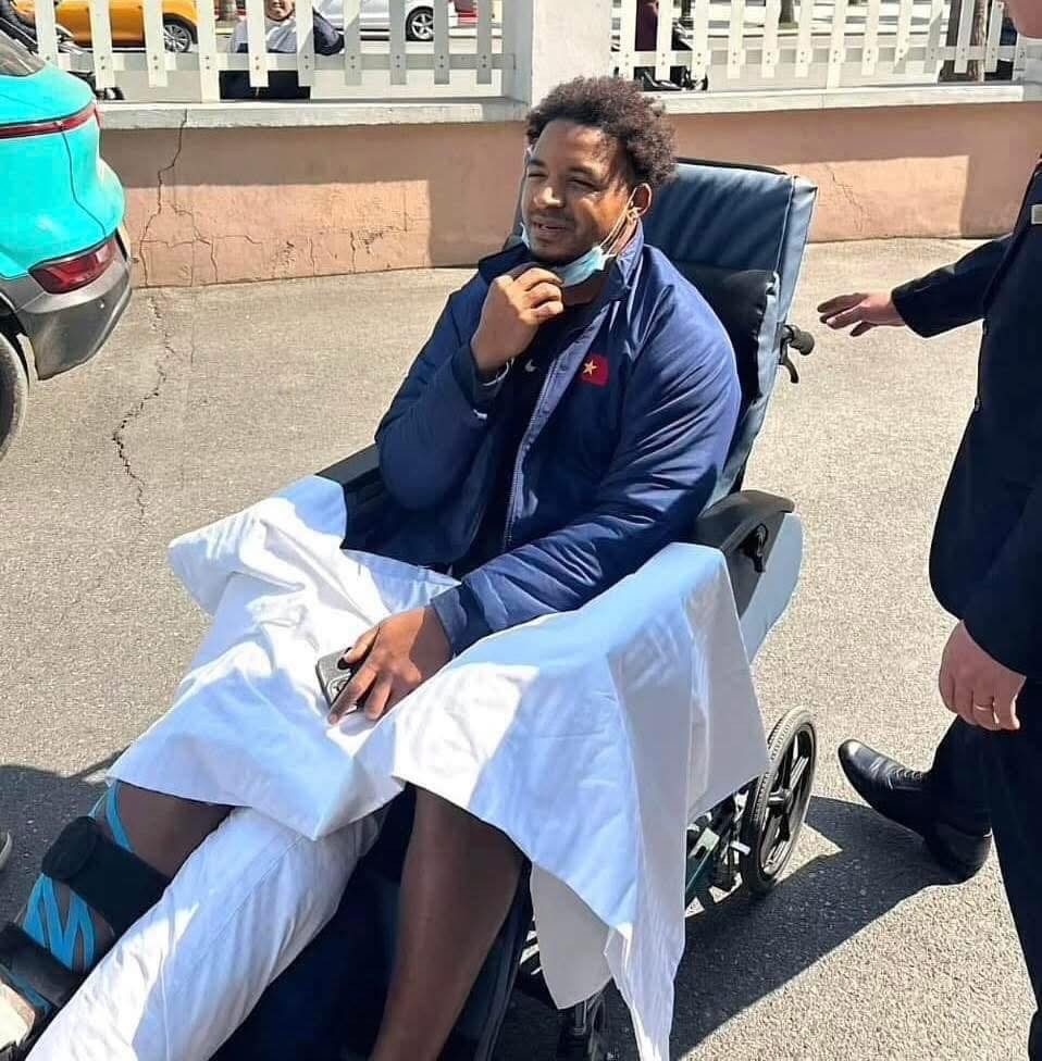 "Nghe Xuân Son thấy trong lòng mình chứa chan", "thấy Xuân Son là thấy xuân sang" - người hâm mộ bày tỏ trước hình ảnh mới của nam tiền đạo.