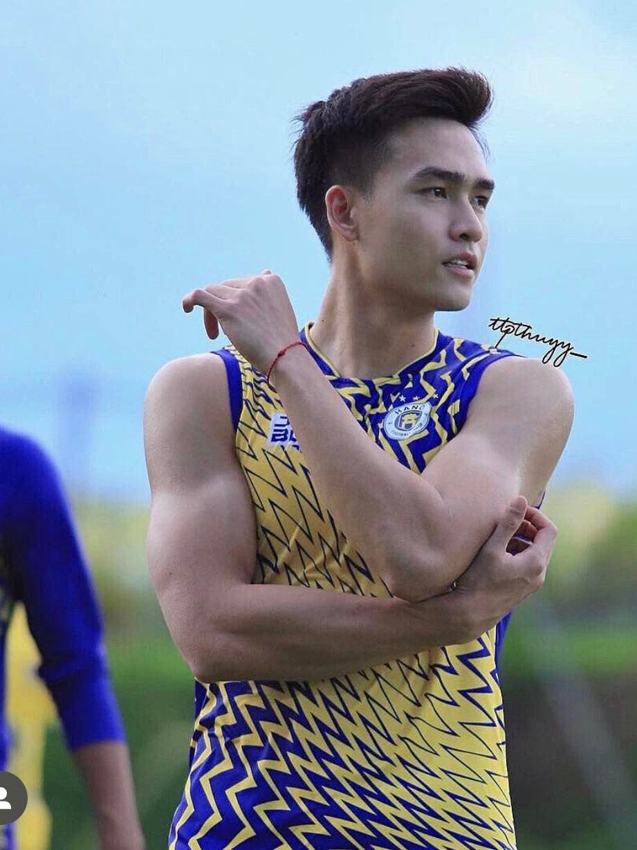 Anh sở hữu hơn 60.000 lượt theo dõi trên trang Instagram cá nhân, những bức ảnh đăng tải trên trang cá nhân đều nhận về lượng tương tác lớn.