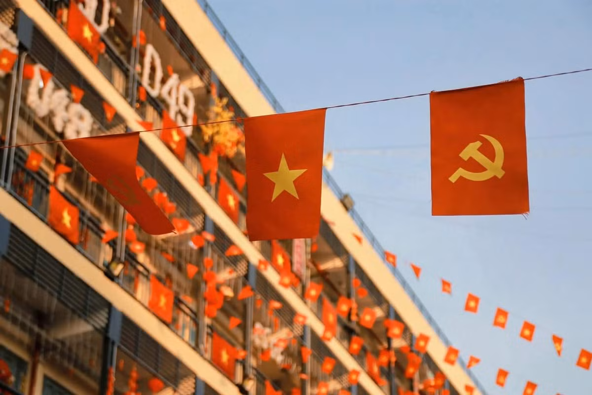 Được biết, ý tưởng trang trí này đến từ Đại úy Lê Trung Dũng – Trưởng khóa D49, Học viện Cảnh sát nhân dân.