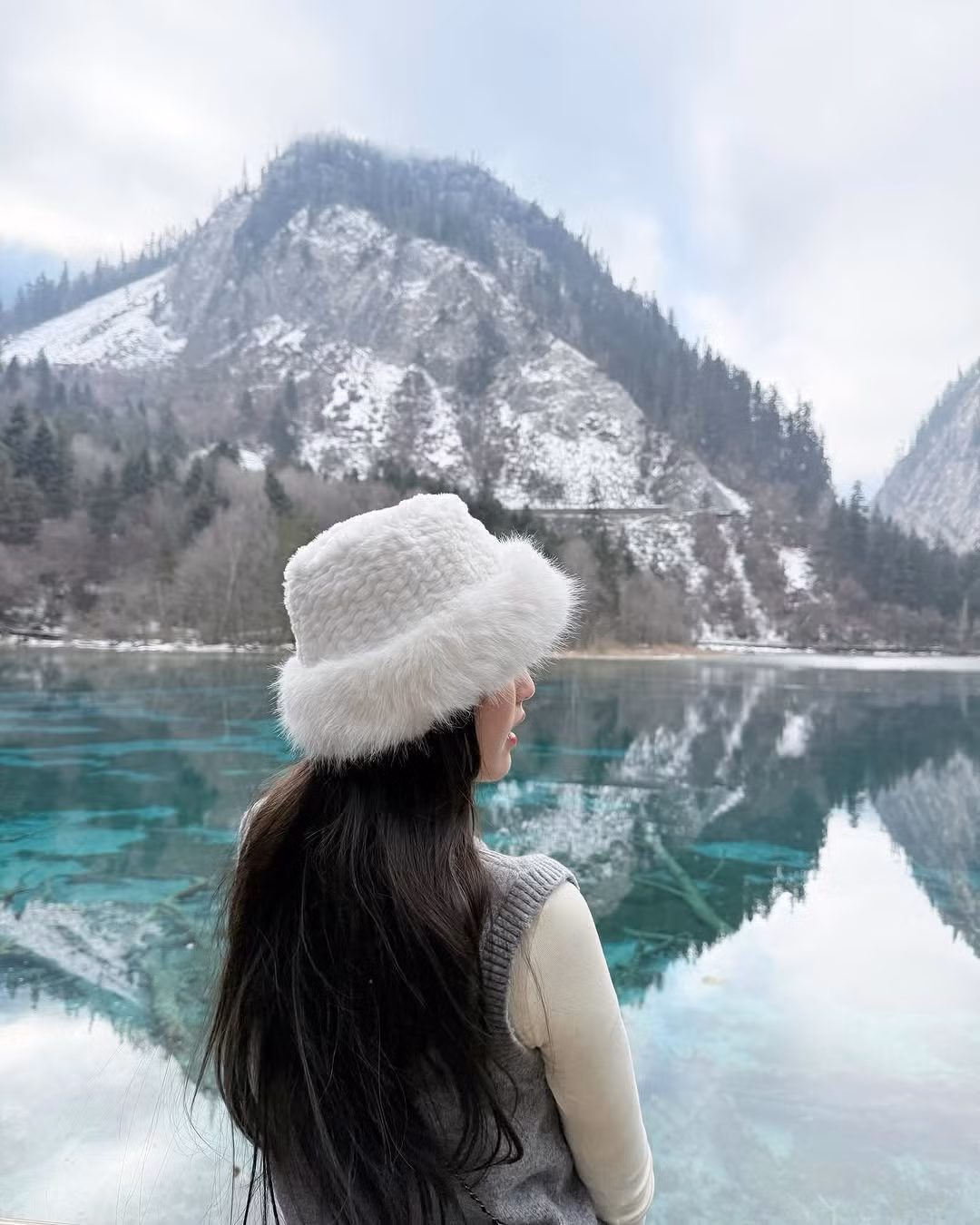 Không hoạt động liên quan đến nghệ thuật, thế nhưng Mỹ Hàn vẫn thu hút hơn 850.000 người theo dõi trên trang cá nhân.