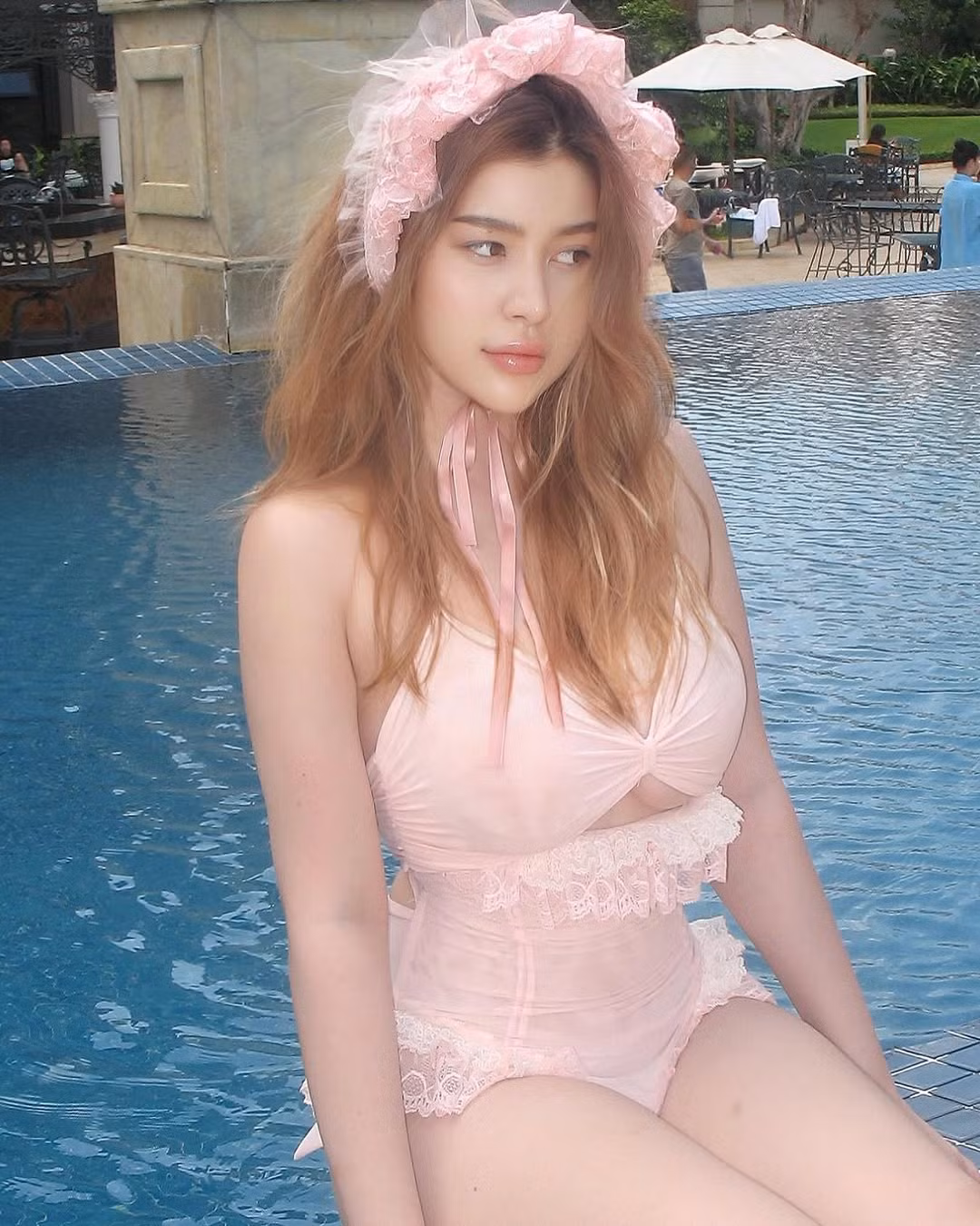 Mỹ nhân gen Z này mang 2 dòng máu Việt - Mỹ (mẹ người Việt, cha người Mỹ).