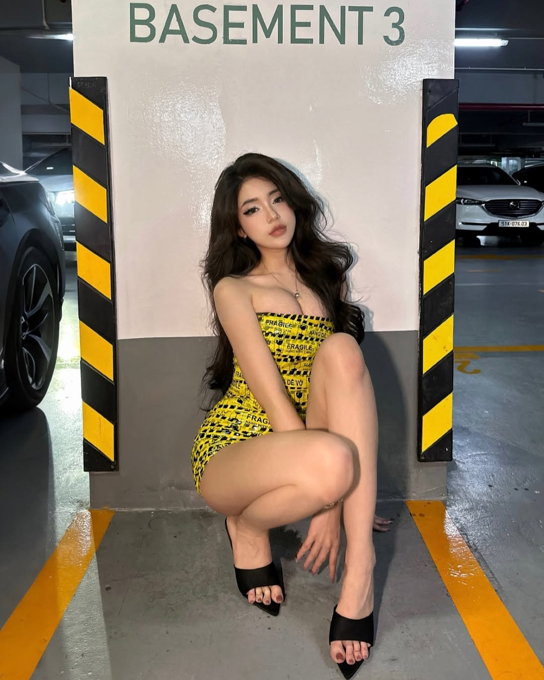 Nàng Tiktoker Phụng Mini cũng khiến dân tình dậy sóng với màn "đu trend" của mình.