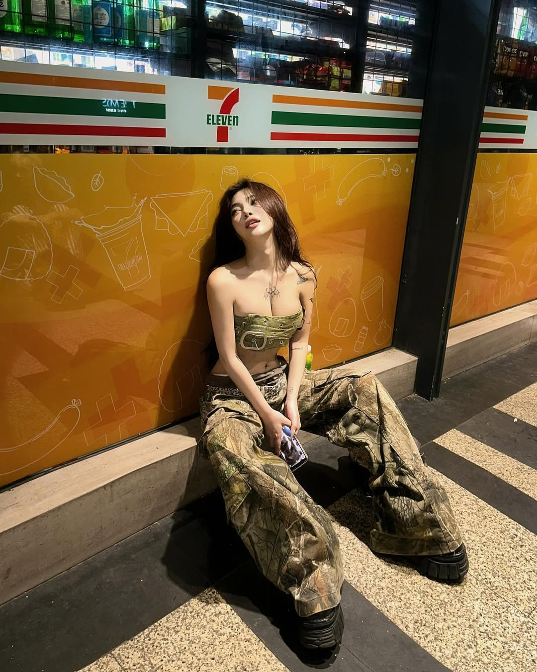 Trước đây, Hải An thường diện những set đồ mang hơi hướng bánh bèo, ngọt ngào.