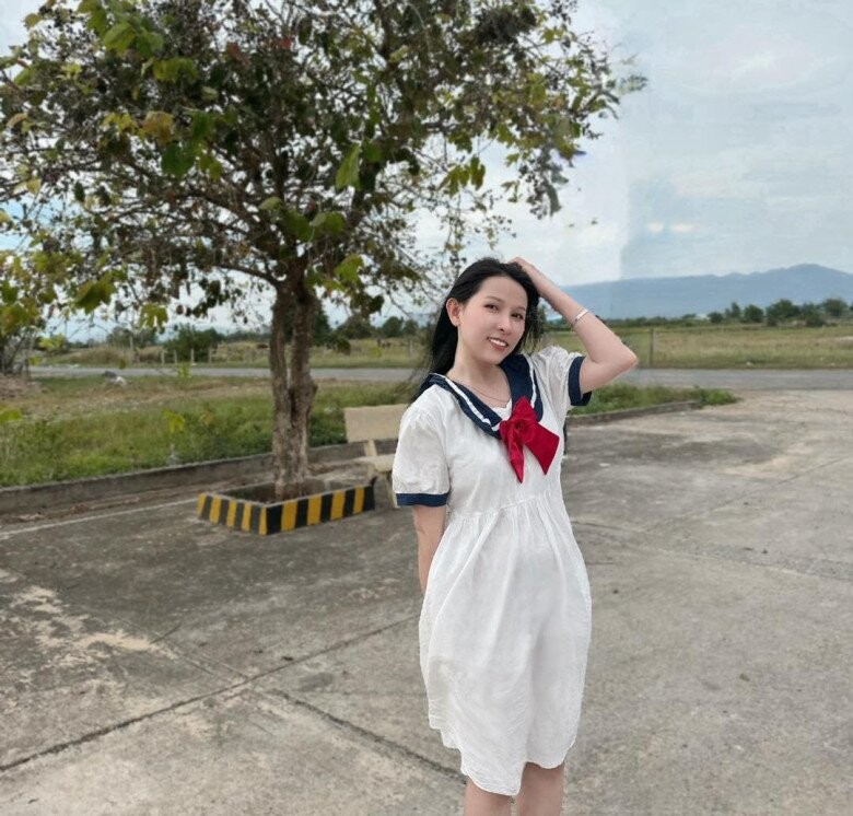 Ngoài ra, Thiên An còn sáng tác và cho ra mắt nhiều ca khúc nhạc chế, sở hữu kênh YouTube hơn 4,3 triệu người đăng ký