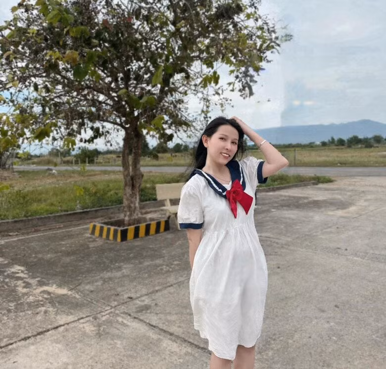 Ngoài ra, Thiên An còn sáng tác và cho ra mắt nhiều ca khúc nhạc chế, sở hữu kênh YouTube hơn 4,3 triệu người đăng ký