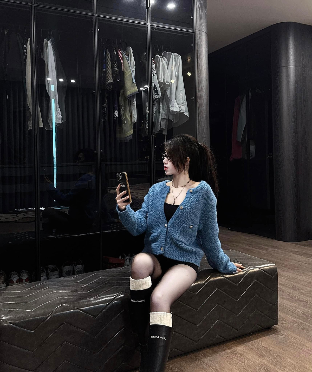 Cô sở hữu trang cá nhân có đến hơn 60.000 lượt theo dõi.