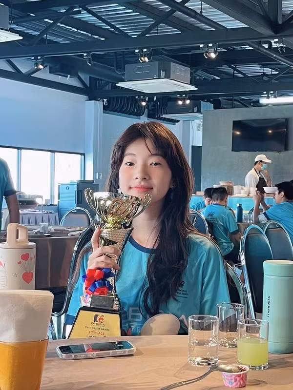 Hiện tại, con gái Thanh Thảo đang học tại một trường quốc tế và có niềm đam mê với các môn thể thao.