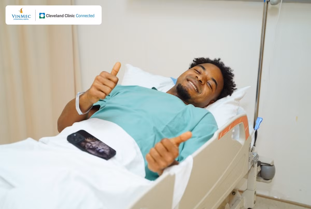 Sau mỗi trận đấu, hàng triệu người hâm mộ dành tình cảm, sự yêu mến đặc biệt cho chàng cầu thủ gốc Brazil.