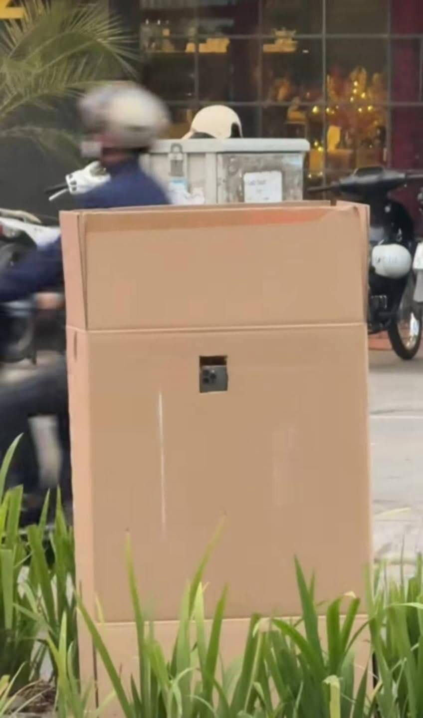 Hiện nay, có nhiều cách để người dân có thể gửi thông tin, hình ảnh, clip... phản ánh vi phạm giao thông như qua ứng dụng VNeTraffic, iHanoi...; đường dây nóng của Cục CSGT hoặc Phòng CSGT Công an các địa phương; trang Zalo của Phòng CSGT Công an các địa phương.