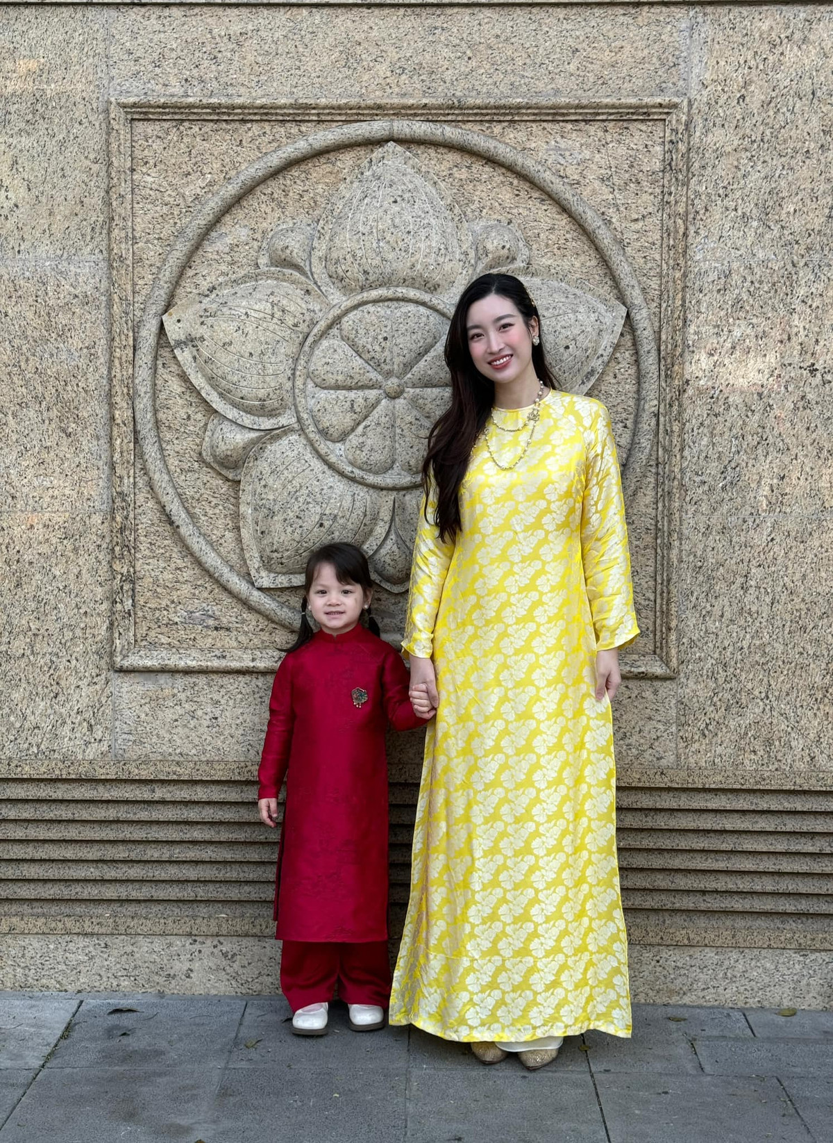 Hoa hậu Đỗ Mỹ Linh thành hôn với chủ tịch Đỗ Vinh Quang vào tháng 10/2022 tại Hà Nội.