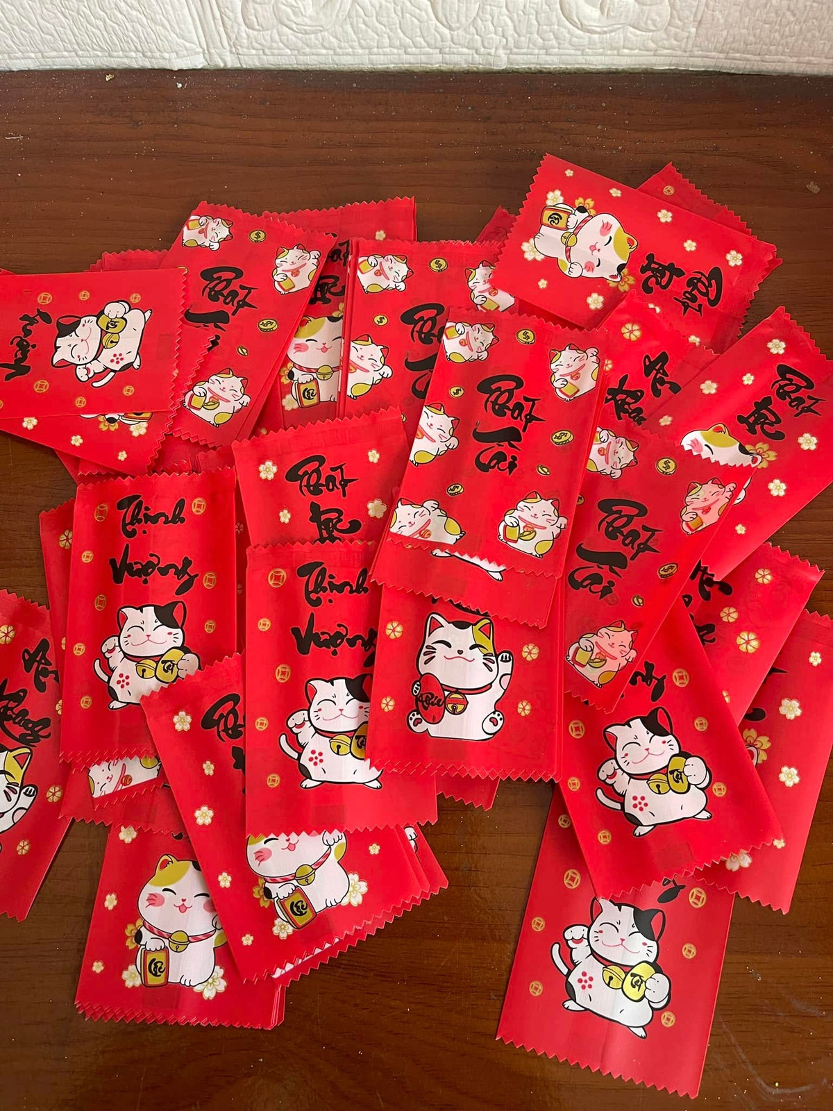 Những bao lì xì túi mù này cũng có giá thành không đắt, chỉ tương đương với các loại lì xì truyền thống.