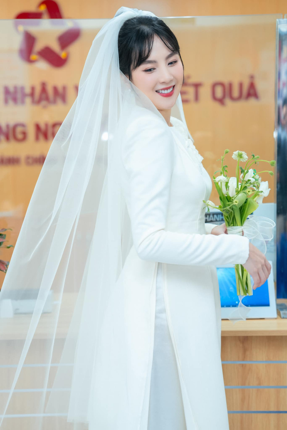 Sau khi kết hôn, Mai Ngọc tạm nghỉ việc ở VTV để chăm lo cho tổ ấm.