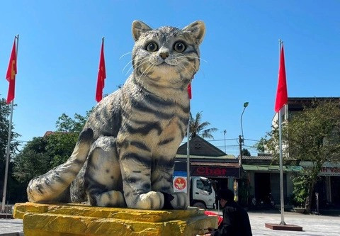 Các năm trước, nghệ nhân Đinh Văn Tâm cũng sáng tạo các linh vật hổ, mèo gây sốt cộng đồng mạng.