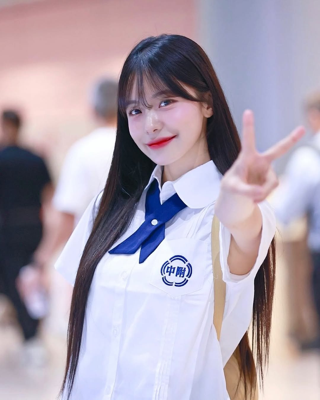 Lee Da Hye luôn thu hút ánh nhìn mỗi khi xuất hiện trên sân cổ vũ.