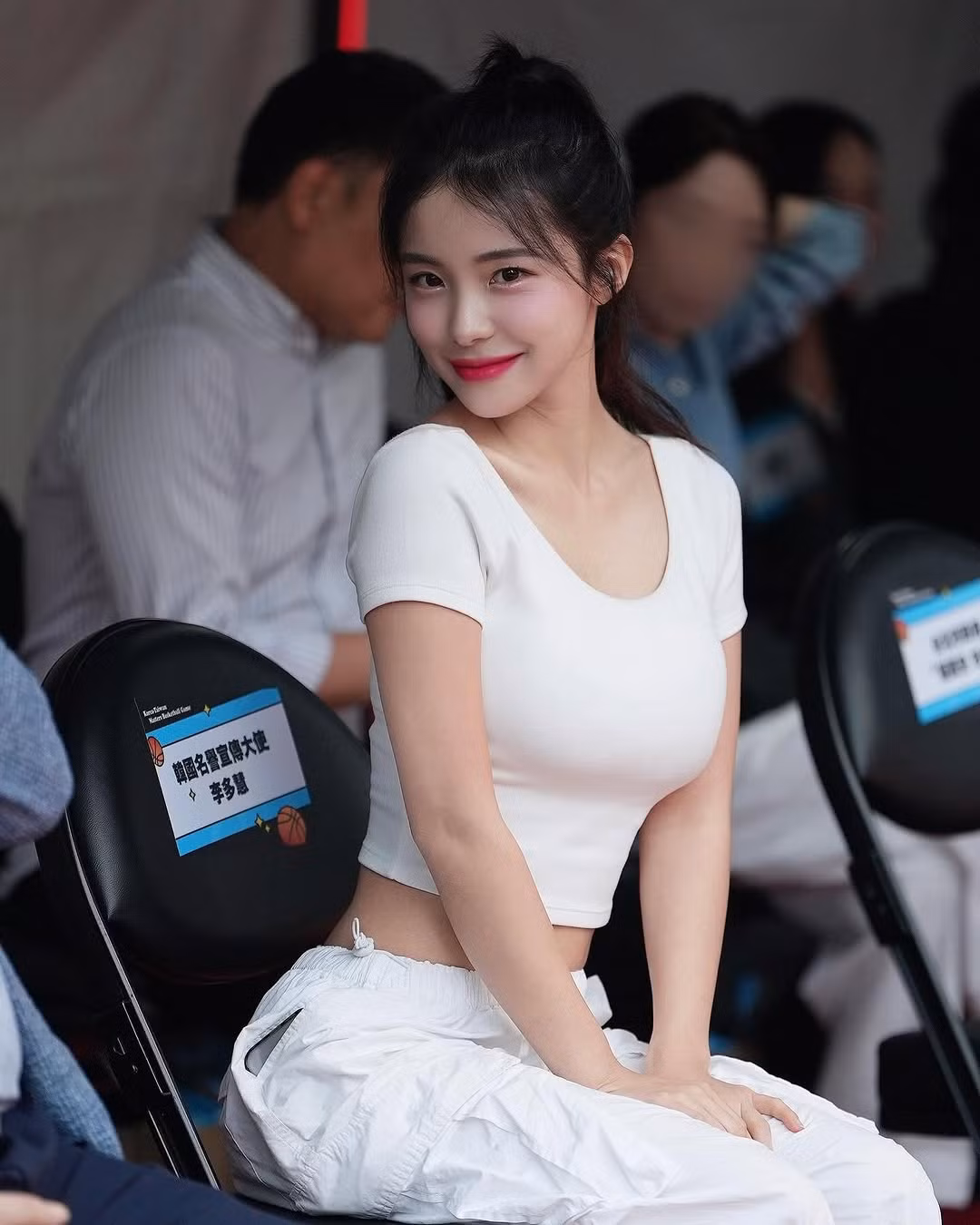 Không chỉ lượng người hâm mộ lớn tại Hàn Quốc, Lee Da Hye còn được dân mạng nhiều nước như Trung Quốc, Nhật Bản dành sự yêu mến.