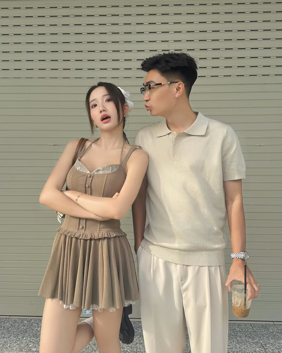 Duy Nhỏ là người đồng hành với vợ trong nhiều chuyến du lịch, anh cũng là phó nháy của bà xã trong nhiều bộ ảnh.