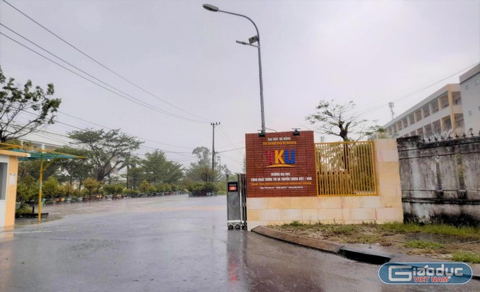 Trường đại học Công nghệ thông tin và Truyền thông Việt - Hàn đã đi vào hoạt động tại dự án Làng Đại học. (Ảnh: Giáo dục Việt Nam).