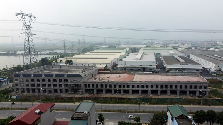 Cong trinh canh duong dien cao the: Ban quan ly Cac KCN Bac Ninh im lang?