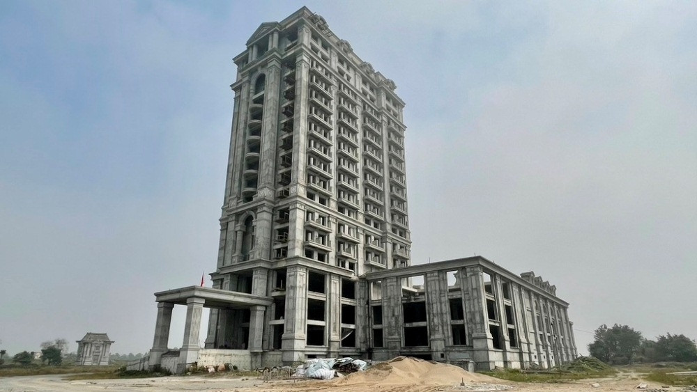 Trong suốt thời gian dài, Công ty Thành Thắng xây dựng khách sạn không phép nhưng chính quyền địa phương và các ngành chức năng của tỉnh Ninh Bình không hề hay biết? (Ảnh: Báo Xây dựng).