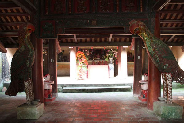 Tuy nhiên, theo báo cáo của UBND tỉnh Thanh Hóa, hiện tại dự án tôn tạo khu di tích Phủ Trịnh đang tạm dừng thi công do các hạng mục đang thi công phải điều chỉnh lại quy mô, kết cấu theo Nghị quyết số 211 (năm 2019) của HĐND tỉnh Thanh Hoá. Dự án này đang hoàn thiện hồ sơ để trình Chủ tịch UBND tỉnh phê duyệt điều chỉnh. (Ảnh: Lao Động).