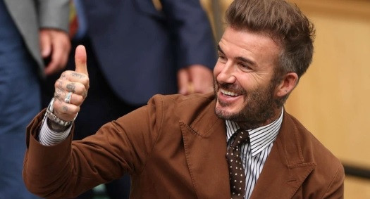 Messi gia nhap Inter Miami: Chu so huu doi bong nay giau ra sao?