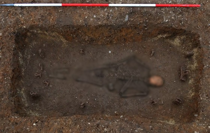 Nhóm chuyên gia gồm nghệ nhân pháp y, nhà khảo cổ và khảo cổ sinh học đã tham gia dự án phục dựng gương mặt thiếu nữ quý tộc 16 tuổi được chôn cất ở Cambridge, Anh vào thế kỷ 7.