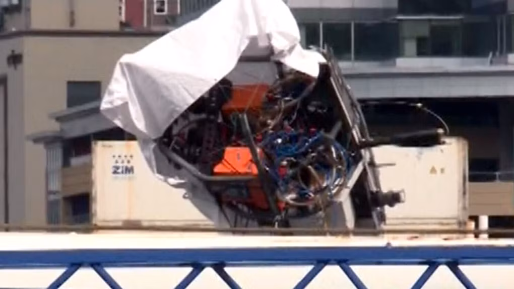 Sau khi được trục vớt, các mảnh vỡ từ tàu lặn Titan sẽ được chuyển tới Mỹ để phân tích chi tiết. Các chuyên gia hy vọng việc này có thể cung thêm thêm thông tin giúp làm sáng tỏ nguyên nhân dẫn tới thảm kịch của tàu lặn.