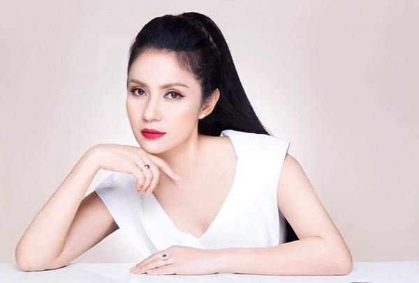 Khi ở tuổi tròn 50, Việt Trinh càng chú trọng chế độ ăn không thịt, nhiều rau.