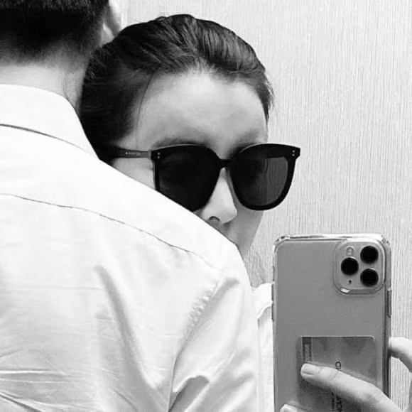 My nhan cung ten Ha: Nguoi gia dinh vien man, nguoi lam me don than-Hinh-7