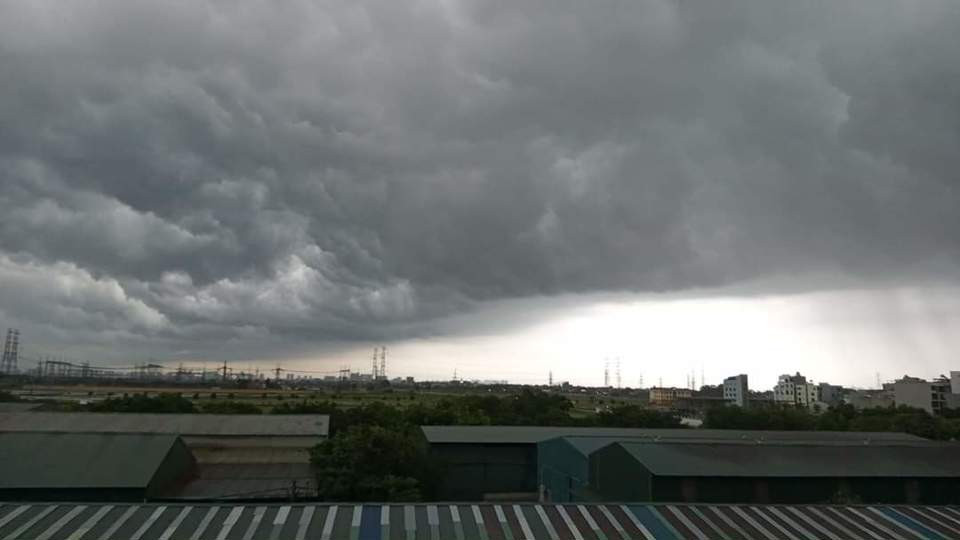 Canh bao mua lon cuc bo tai khu vuc noi thanh Ha Noi-Hinh-6