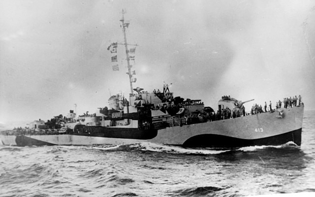 Vào tháng 6/2022, xác tàu đắm USS Samuel B. Roberts (hay còn gọi "Sammy B") của Mỹ được nhà thám hiểm người Mỹ Victor Vescovo phát hiện ở độ sâu 6.895m ở ngoài khơi Philippines. Với độ sâu này, USS Samuel B. Roberts trở thành con tàu đắm sâu nhất thế giới được xác định và khảo sát.