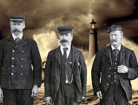 Vào năm 1900, một người lái tàu gần quần đảo Flannan thuộc vùng biển Scotland nhận thấy không có ánh sáng phát ra từ ngọn đèn hải đăng. Vậy nên, người này đã đến ngọn hải đăng để tìm hiểu sự việc.