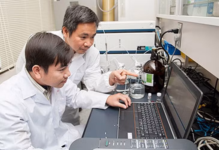 Chan dung Giao su nguoi Viet vao bang xep hang khoa hoc uy tin