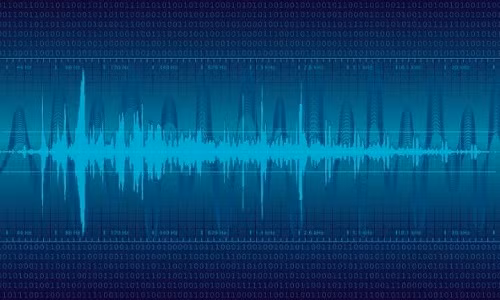 Theo các nhà nghiên cứu, "The Hum" là âm thanh tần số thấp chỉ khoảng 2% dân số trên Trái đất nghe thấy. Những báo cáo đầu tiên về âm thanh bí ẩn này là vào những năm 1950. Những trường hợp nghe thấy "The Hum" cho hay họ bị hành hạ bởi một âm thanh tần số thấp khó chịu giống như tiếng ro ro rộn ràng hoặc ầm ầm.