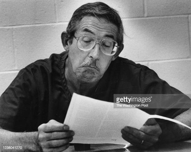 Nhân viên điều tra của CIA đã thực hiện các nghiệp vụ như theo dõi, nghe lén các cuộc trò chuyện của điệp viên Aldrich trong nhiều tháng. Cuối cùng, đến tháng 9/1993, họ tìm được bằng chứng điệp viên Aldrich chính là kẻ nội gián.