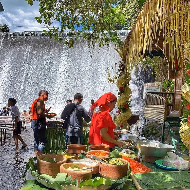 Doc dao nha hang buffet duoi chan thac nuoc o Philippines-Hinh-5
