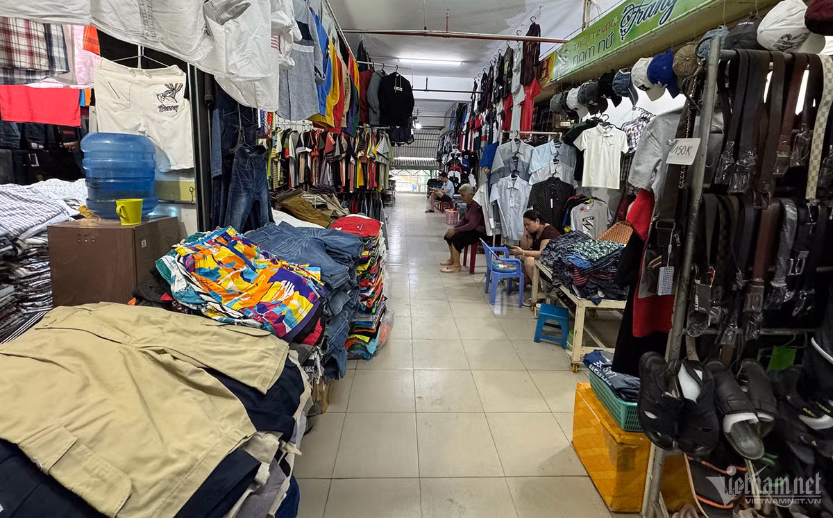 Cảnh ế khách chưa từng thấy ở chợ truyền thống nổi tiếng TP. Cần Thơ - Hình 4 Canh e khach chua tung thay o cho truyen thong noi tieng TP. Can Tho-Hinh-4