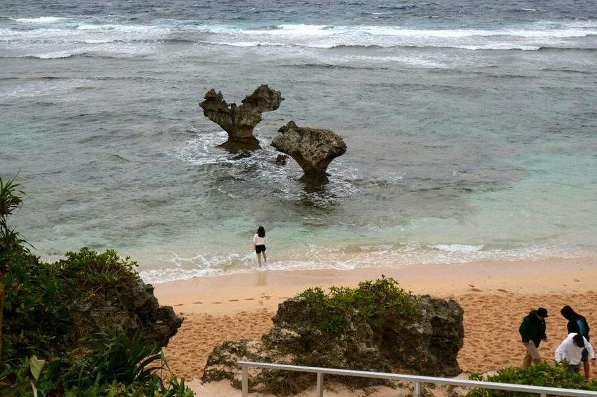 Bat ngo lang truong tho, 80 tuoi van la 'thanh nien'-Hinh-3