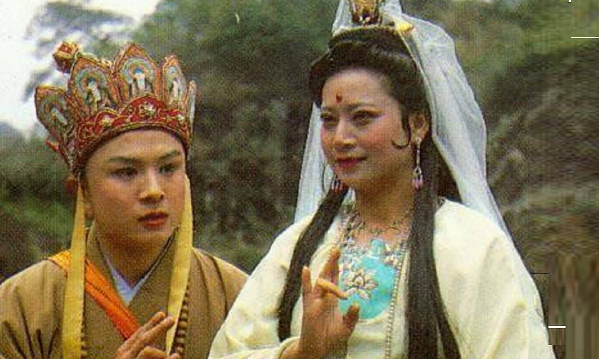 Cuối cùng, dự án Đường Tăng đi Tây Thiên lấy kinh được giao cho Quan Âm Bồ Tát xử lý, vì vậy khi gặp khó khăn trong dự án này, Tôn Ngộ Không thường tìm đến Ngài để xin giúp đỡ.