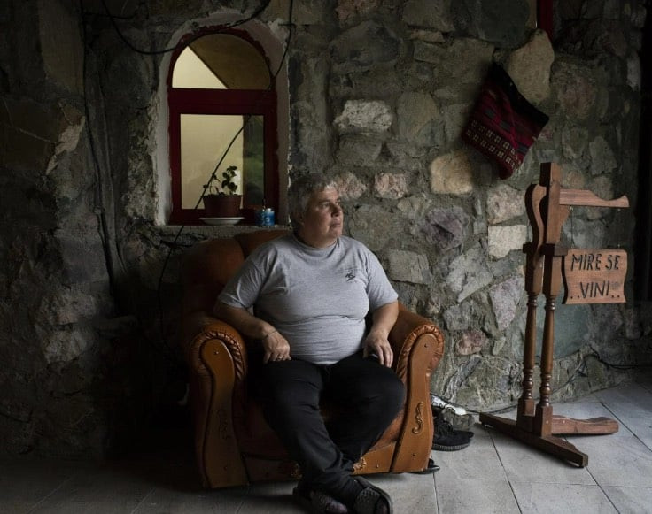 Nguoi phu nu giu trinh tiet toi 58 tuoi, tu choi 15 lan cau hon-Hinh-2