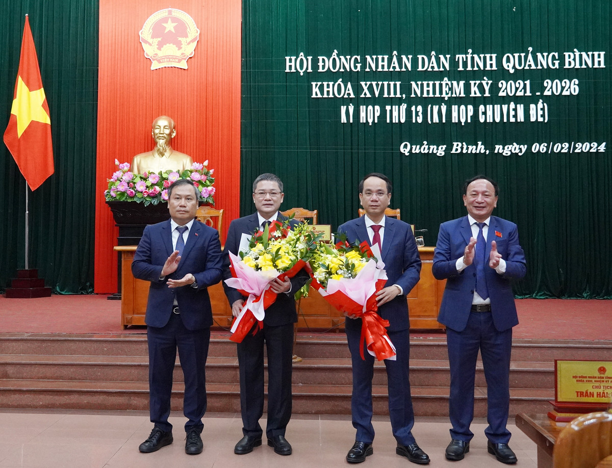 Loạt lãnh đạo tỉnh thành, bộ ngành được bổ nhiệm từ tháng 2/2024 Loat lanh dao tinh thanh, bo nganh duoc bo nhiem tu thang 2/2024