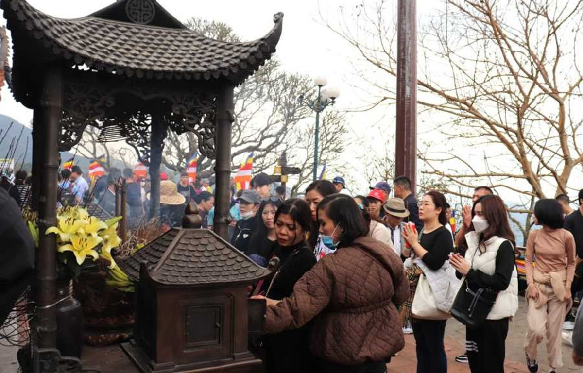 Tết Giáp Thìn, có gì chơi ở Quảng Ninh? Tet Giap Thin, co gi choi o Quang Ninh?